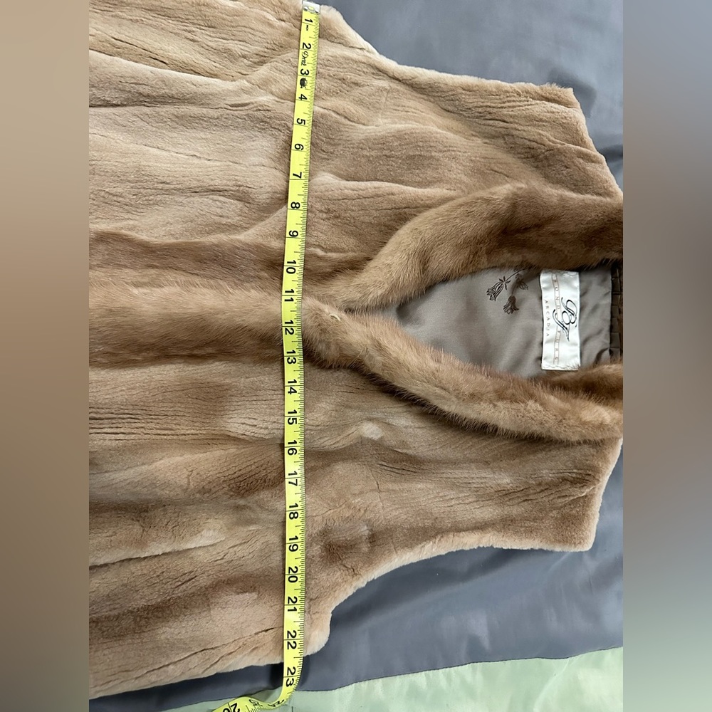 Mink vest. Great condition. Not certified authentic, but if you know luxury…